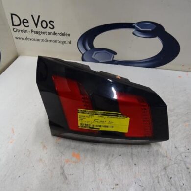 Peugeot 5008  Achterlicht links 2018 9811027880