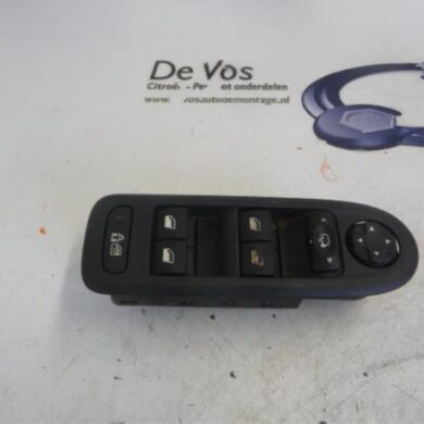 Citroen C5  Multi-functional window switch 2009 6490Y6