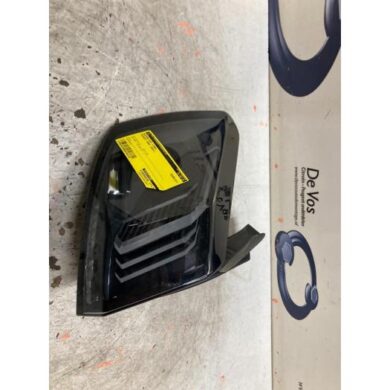 Peugeot 3008  Taillight, left 2021 9836231280