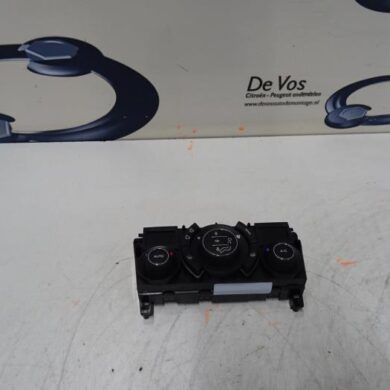 Peugeot 3008 1.6 HDiF 16V Heater control panel 2012 6452Y3