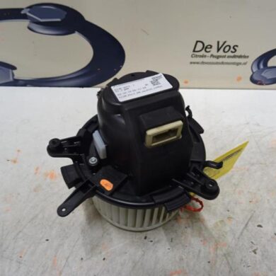 Citroen C5 Aircross  Heating and ventilation fan motor 2019 9821292180