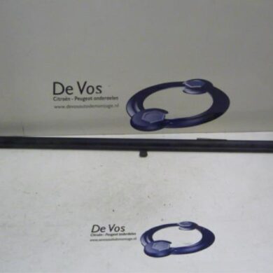 Peugeot 207 1.6 HDiF 16V Parcel shelf 2009 8794TH