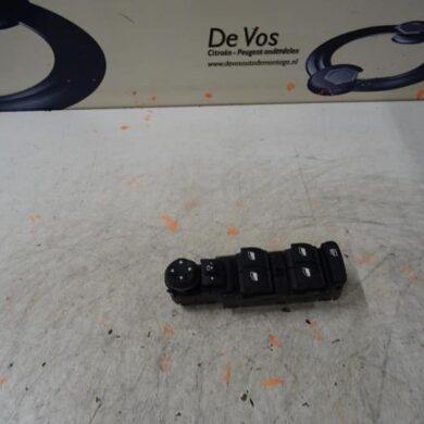 Citroen C3 Aircross  Multi-functional window switch 2018 96788264ZD