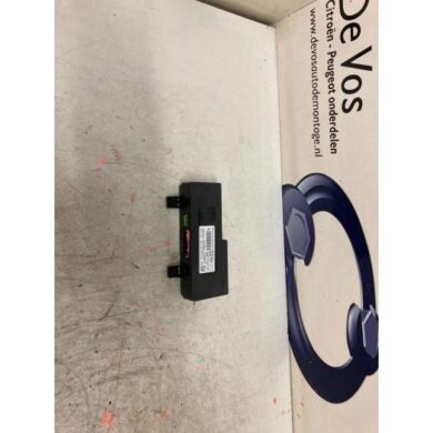 Peugeot 3008 1.6 16V HYbrid 225 Telefon Interface 2021 9841408080