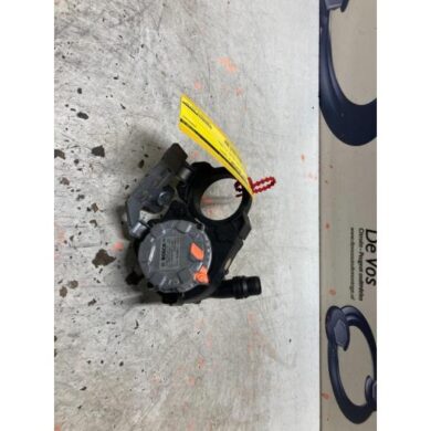 Opel Grandland X  Additional water pump 2021 9818812580