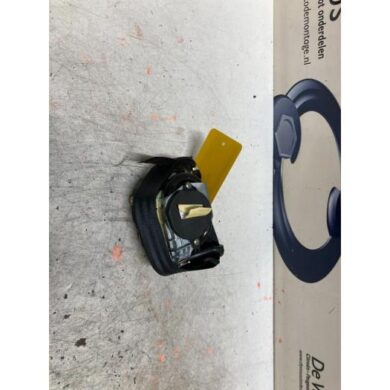 Citroen Picasso 1.8 16V Seatbelt tensioner, right 2004 8973L8