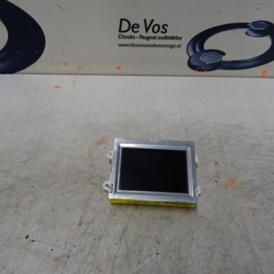 Peugeot 208  Interior display 8FP 2012 1608379080-1610454880