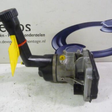 Peugeot 308 1.6 HDi Power steering pump 9HP-9HP9H06 2011 4008N7