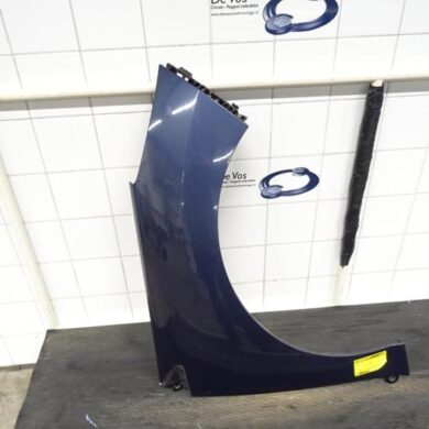 Peugeot 308 1.6 16V THP Autom. Kotflügel rechts vorne 2008 7841Y1