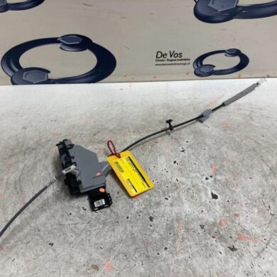 Peugeot 5008  Deurslot Mechaniek 4Deurs rechts-achter 2018 9822829780