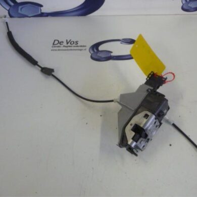 Peugeot 5008  Rear door lock mechanism 4-door, left 2013 9800624280