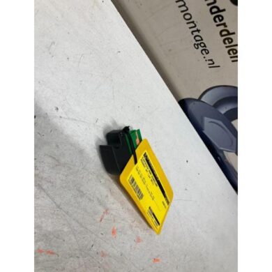 Peugeot 107 1.0 12V Elektrisch Raam Schakelaar 2011 6490NG-6554KW