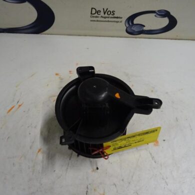 Peugeot Partner 1.6 HDI 75 Heating and ventilation fan motor 2012 6441R4