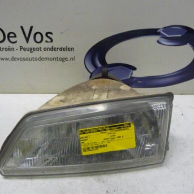 Peugeot 106 1.1 i XN,XR,XT Headlight, left 1993 6204C7