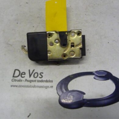 Peugeot 807 2.2 HDiF 16V Deurslot Mechaniek 4Deurs links-voor 2002 9135L4