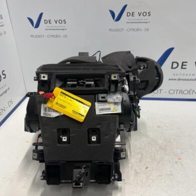 Peugeot 208 1.2 Vti 12V PureTech 100 Kachelhuis 2023 9840568180