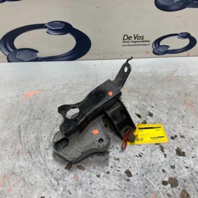 Peugeot 108 1.2 VTi 12V Versnellingsbak Steun 2016 B000677780 20CR16