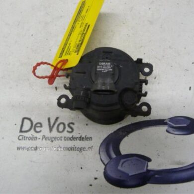 Peugeot 607 2.2 HDi 16V FAP Spotlight, left 2006 6206E1