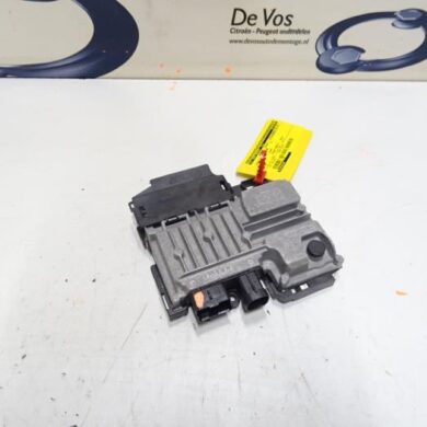 Peugeot 2008 1.2 12V e-THP PureTech 110 Start/Stop computer HN01-HNZ 2018 9819596180