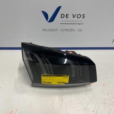 Peugeot 5008  Achterlicht links 2022 9836231880