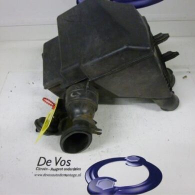 Peugeot 307 2.0 16V Resonance housing 2004 143450