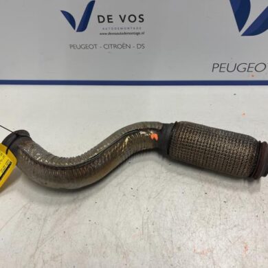 Peugeot 508 1.6 16V PureTech 180 Exhaust front section 5G06 2019 9822477680
