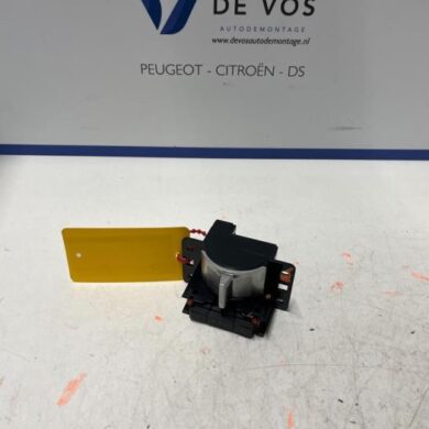 Peugeot 308 1.2 PureTech Hybrid 136 Versnellingspook 2023 98440959ZD