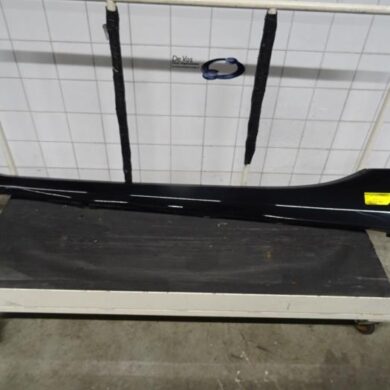 Peugeot iOn  Side skirt, left 2012 7010CQ
