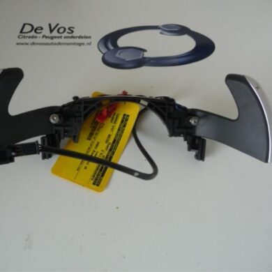 Peugeot 3008 1.6 HDiF 16V Command system controller 2011