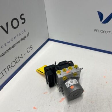 Peugeot 308 1.2 PureTech Hybrid 136 ABS Pomp HN09 2023