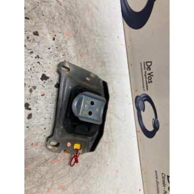 Peugeot 3008 1.6 16V HYbrid 225 Versnellingsbak Steun 2019 9813699680