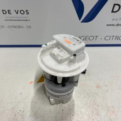 Peugeot 3008 1.2 12V PureTech Hybrid 48V Electric fuel pump HN09 2022 9844352980