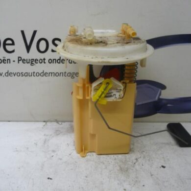 Peugeot 407 1.6 HDi 16V Tank float 2005