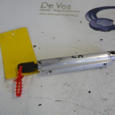 Peugeot 207 1.6 16V Gasdemper Cabriodak 2010 8446P6