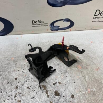 Citroen C3 Aircross 1.2 e-THP PureTech 130 Support (miscellaneous) 2020 9818695380