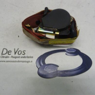 Citroen Saxo 1.1i X,SX Front seatbelt, right 2001 8973KP