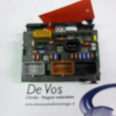 Peugeot 308 1.6 VTI 16V Fuse box 2008 6500FT-6500HH