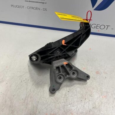 Peugeot 3008 1.2 12V PureTech Hybrid 48V Engine mount HN09 2022 9809162280