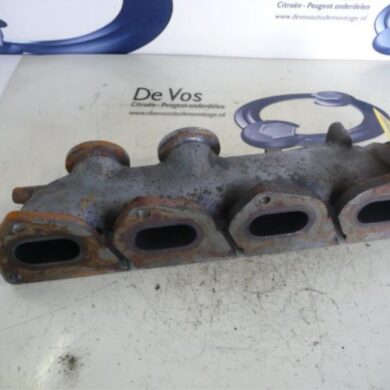 Peugeot 807  Exhaust manifold 4HT4H01 2009 0341L0
