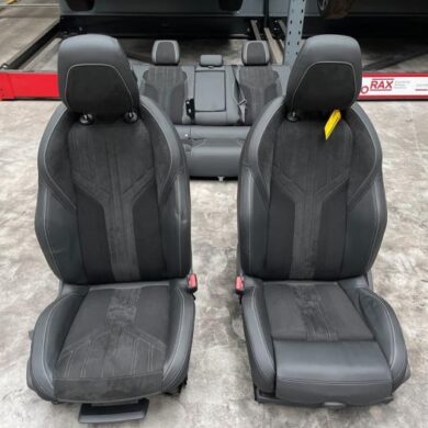 Peugeot 308 1.5 Blue HDi 130 16V Bekleding Set (compleet) 2021