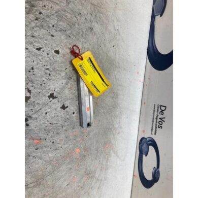 Peugeot 206 1.6 16V Convertible roof gas strut 2003 8446G4