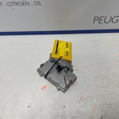 Peugeot 308 1.2 PureTech Hybrid 136 Kamera Vorderseite 2022 1681927380-9851938780