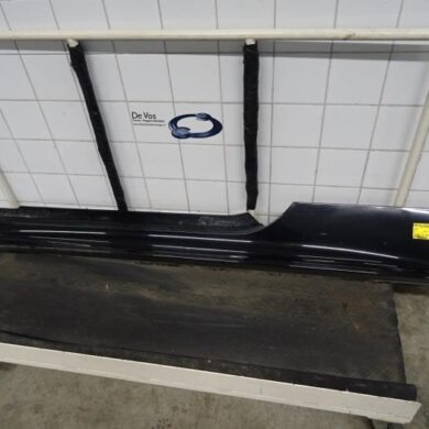 Peugeot RCZ  Side skirt, left 2009 7009R1