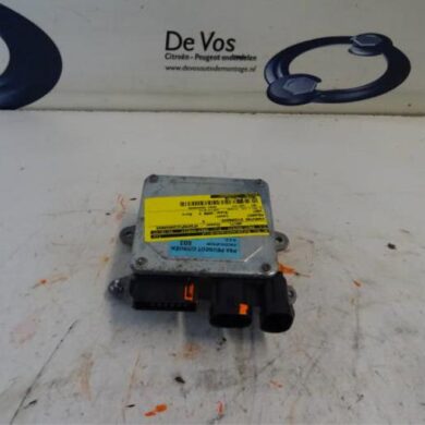 Peugeot 1007  Power steering computer NFU 2006 400676