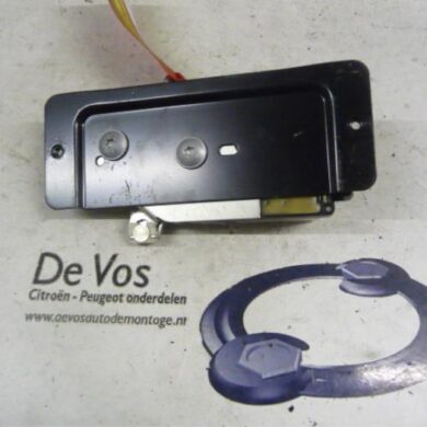 Peugeot 607 2.2 HDi 16V FAP Tailgate lock stop 2004 865428