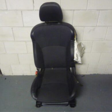 Citroen C-Crosser 2.4 16V Stoel links 2008 887690-8816CK