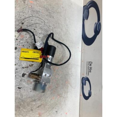 Peugeot 206 2.0 16V Convertible motor 2001 8446G0