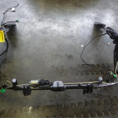 Peugeot 307  Tailgate frame 2007 8484H2-8484Z7