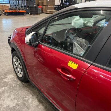 Citroen C3 1.2 Vti 12V PureTech Portier 4Deurs links-voor 2017 9812251980
