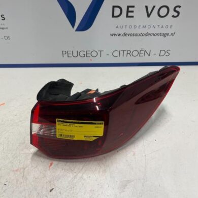 Opel Grandland X 1.5 CDTI 130 Achterlicht rechts 2020 YP00098280